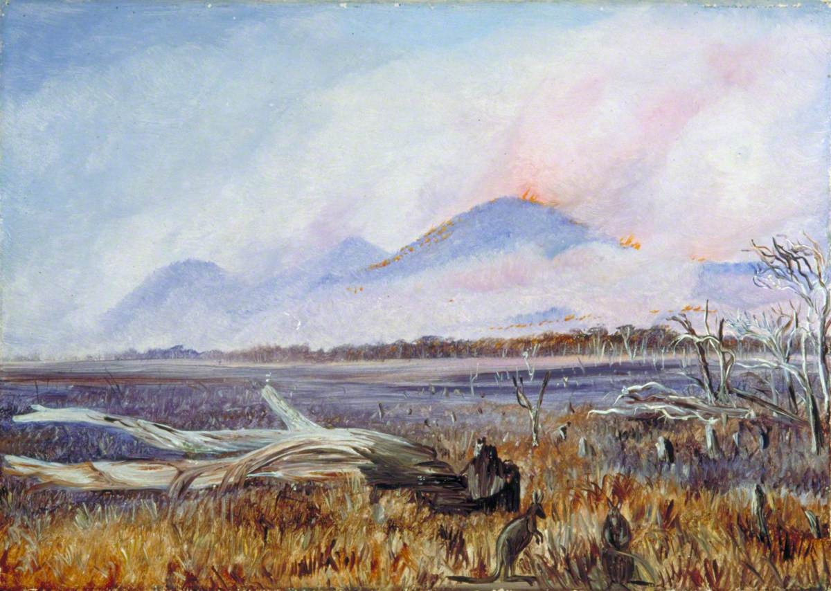 Figura 46 - Paisagem australiana com planície, vegetação seca, cangurus em primeiro plano e incêndio florestal nas colinas ao fundo.